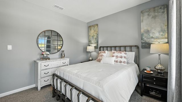 525 CRINER Street, Grandview, TX 76050
