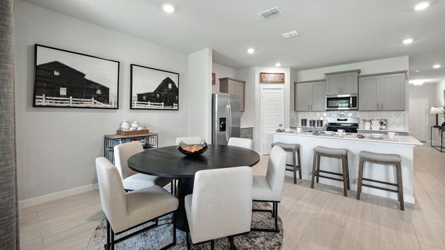 525 CRINER Street, Grandview, TX 76050