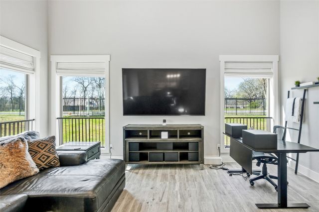 216 Glen Ellen Road, Pottsboro, TX 75076