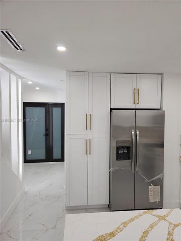 18450 NW 56th Pl, Miami Gardens, FL 33055