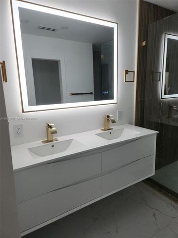 18450 NW 56th Pl, Miami Gardens, FL 33055