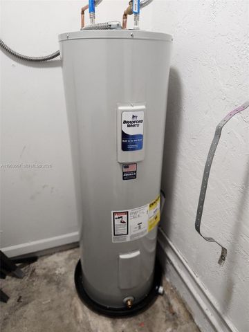 18450 NW 56th Pl, Miami Gardens, FL 33055