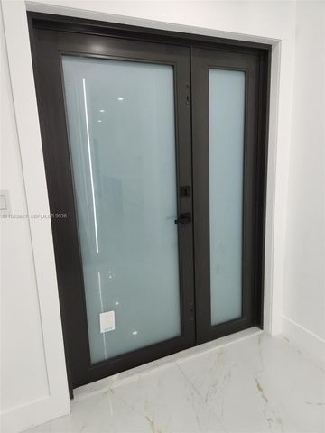 18450 NW 56th Pl, Miami Gardens, FL 33055