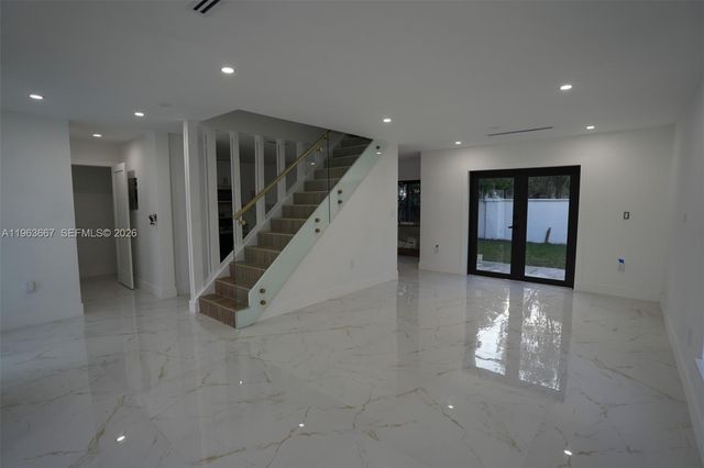 18450 NW 56th Pl, Miami Gardens, FL 33055