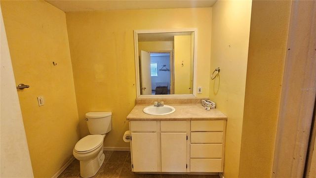 305 AVENUE B NE, Winter Haven, FL 33881