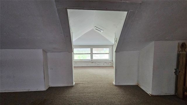 305 AVENUE B NE, Winter Haven, FL 33881