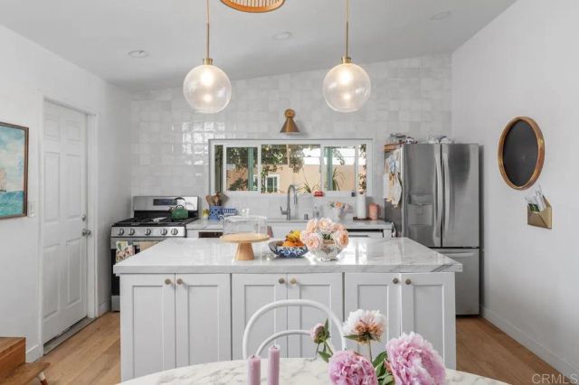 330 Donax Avenue, Imperial Beach, CA 91913