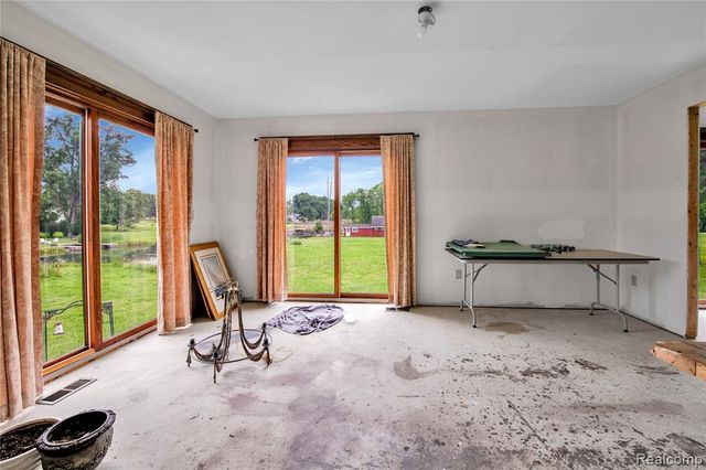 9000 Ferry Road, Grosse Ile, MI 48138