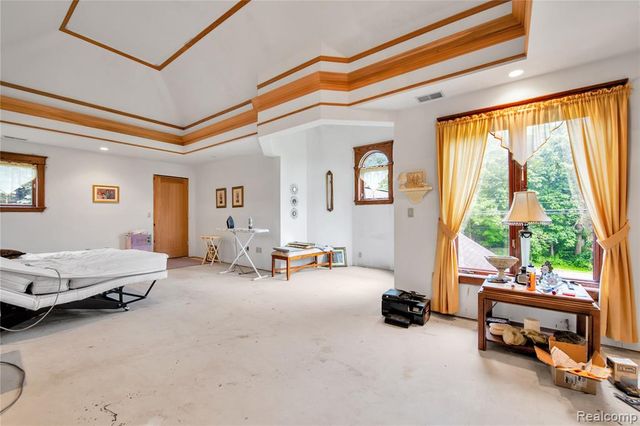 9000 Ferry Road, Grosse Ile, MI 48138