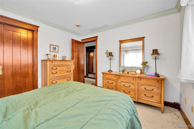 9000 Ferry Road, Grosse Ile, MI 48138