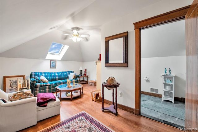 9000 Ferry Road, Grosse Ile, MI 48138