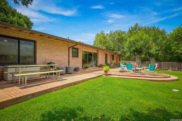 211 SHARON DR, San Antonio, TX 78216