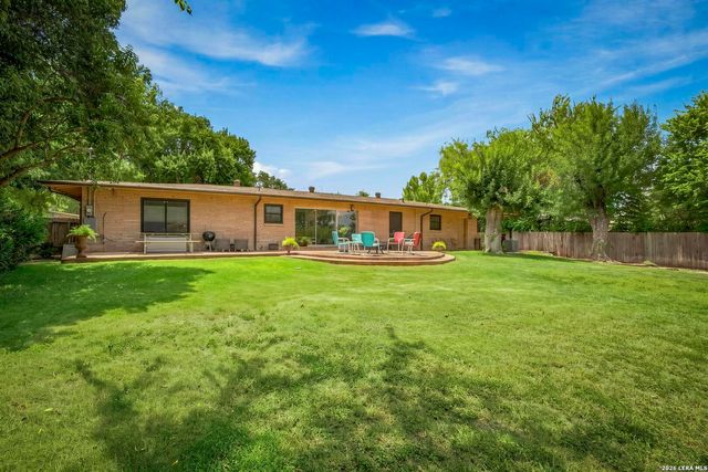 211 SHARON DR, San Antonio, TX 78216