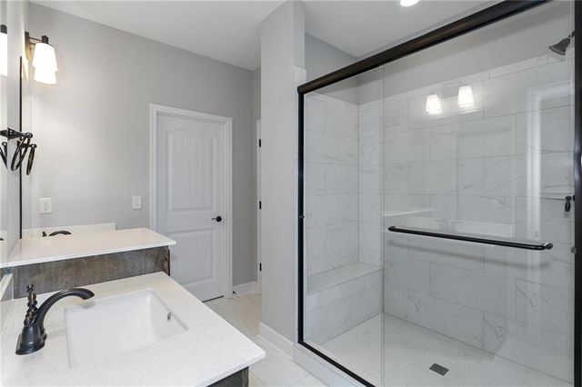 11016 N Corrington Avenue, Kansas City, MO 64156