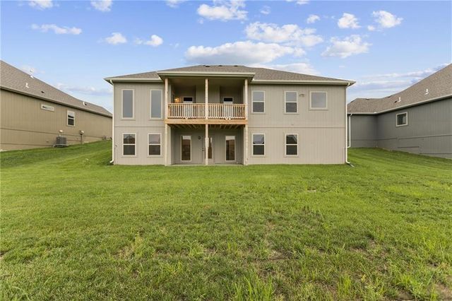 11016 N Corrington Avenue, Kansas City, MO 64156