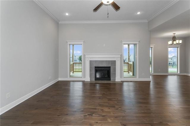 11016 N Corrington Avenue, Kansas City, MO 64156