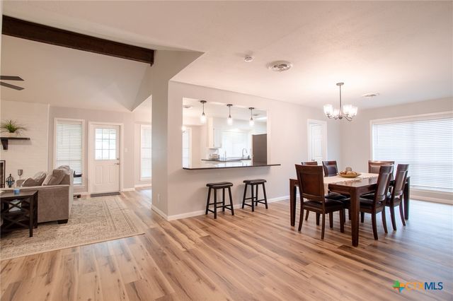 307 Richmond Drive, Victoria, TX 77904