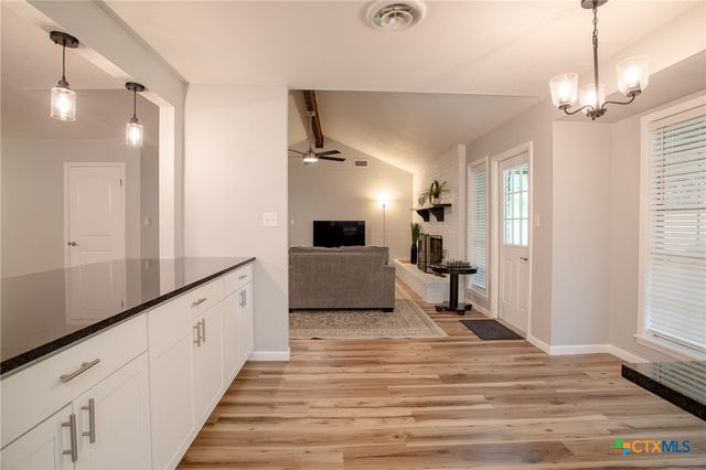 307 Richmond Drive, Victoria, TX 77904