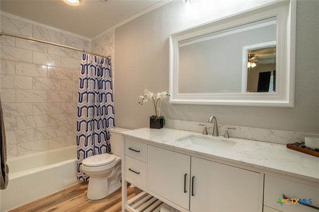 307 Richmond Drive, Victoria, TX 77904