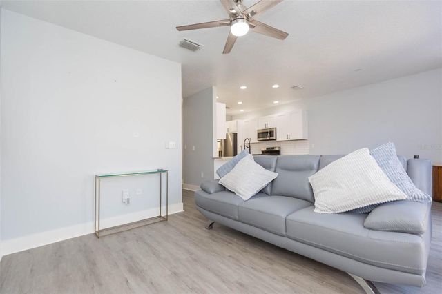 10020 TATE LANE, Tampa, FL 33626