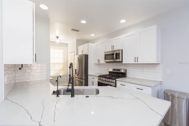 10020 TATE LANE, Tampa, FL 33626