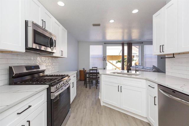 10020 TATE LANE, Tampa, FL 33626