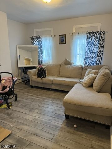 15 N 3Rd St, Paterson City, NJ 07522