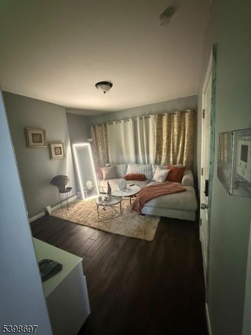 15 N 3Rd St, Paterson City, NJ 07522