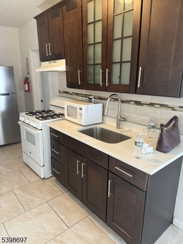 15 N 3Rd St, Paterson City, NJ 07522