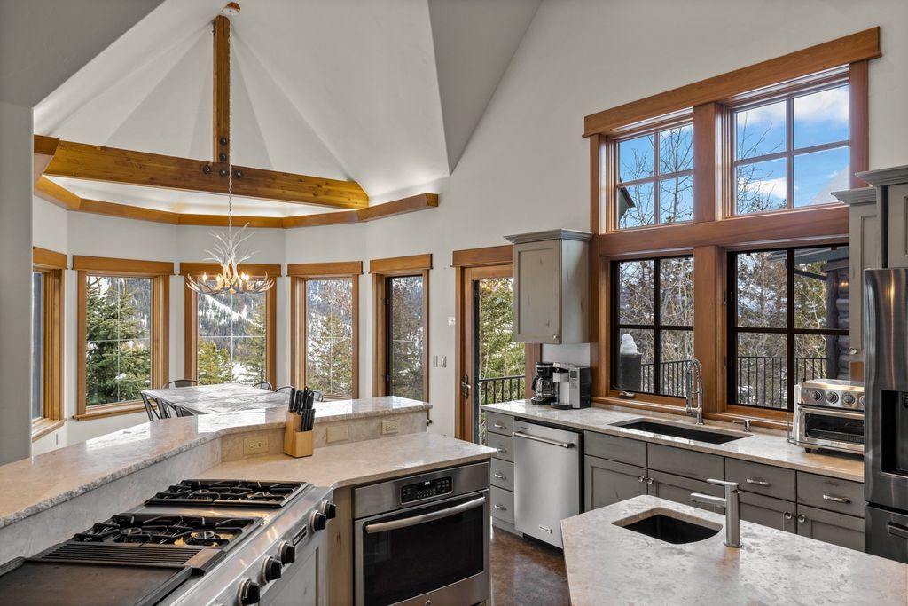 116 Ridge Top Drive, Whitefish, MT 59937 photo 17