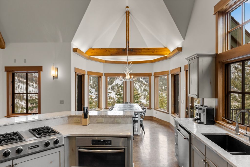 116 Ridge Top Drive, Whitefish, MT 59937 photo 18