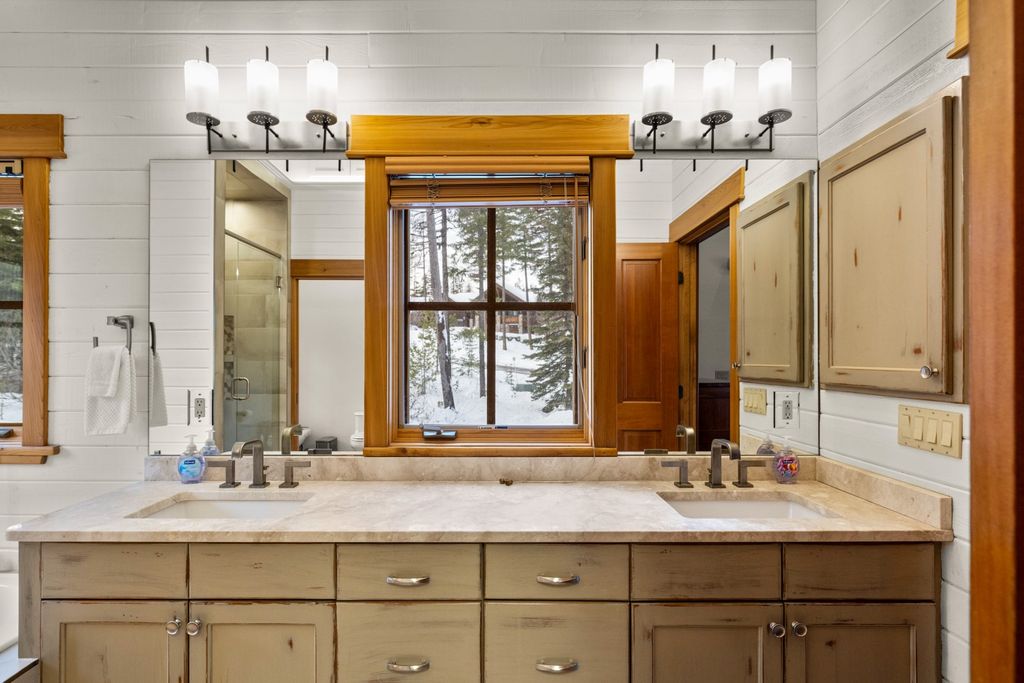 116 Ridge Top Drive, Whitefish, MT 59937 photo 32