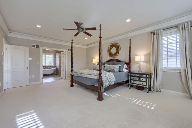 517 WHEATFIELD DR, Lititz, PA 17543