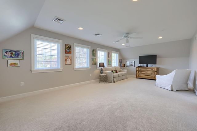 517 WHEATFIELD DR, Lititz, PA 17543