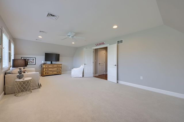 517 WHEATFIELD DR, Lititz, PA 17543