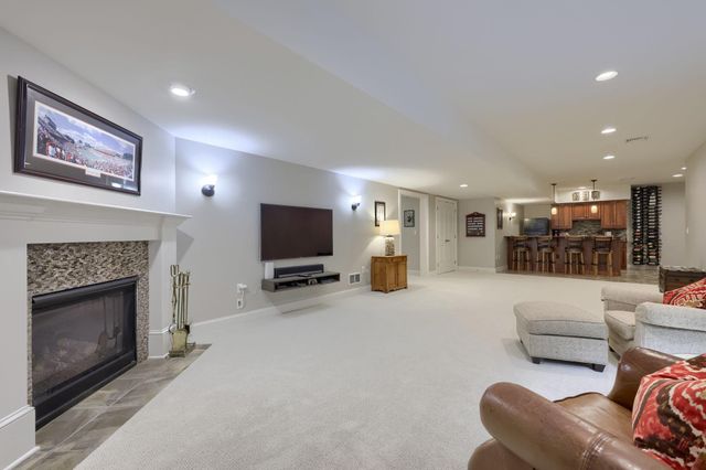 517 WHEATFIELD DR, Lititz, PA 17543