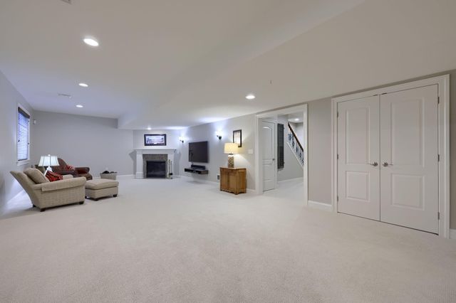 517 WHEATFIELD DR, Lititz, PA 17543
