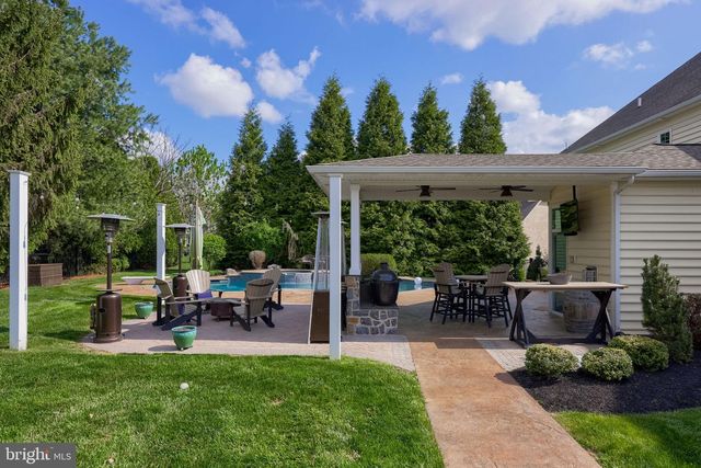 517 WHEATFIELD DR, Lititz, PA 17543