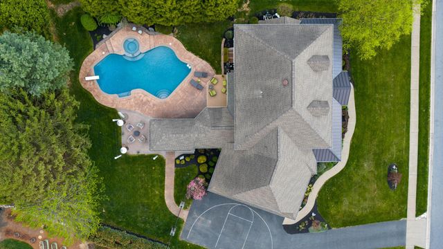 517 WHEATFIELD DR, Lititz, PA 17543