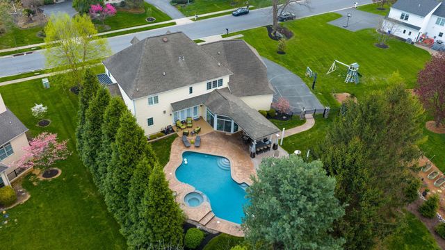 517 WHEATFIELD DR, Lititz, PA 17543