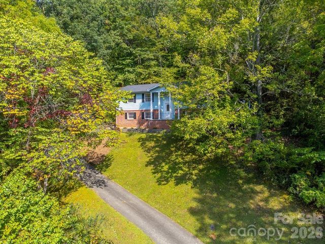 1168 North Country Club Drive, Cullowhee, NC 28723