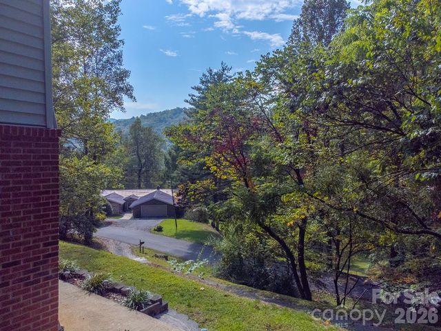1168 North Country Club Drive, Cullowhee, NC 28723