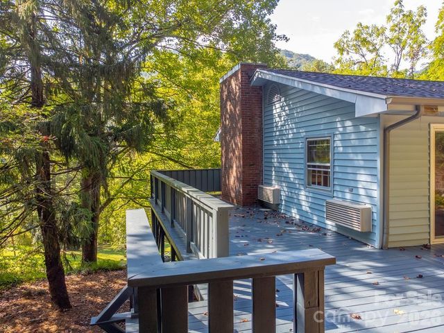 1168 North Country Club Drive, Cullowhee, NC 28723