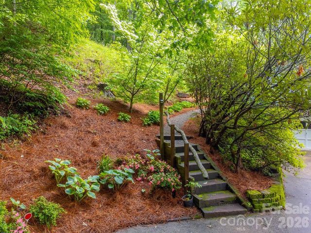 1168 North Country Club Drive, Cullowhee, NC 28723