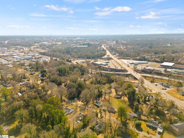 445 Blairwood Court, Spartanburg, SC 29303