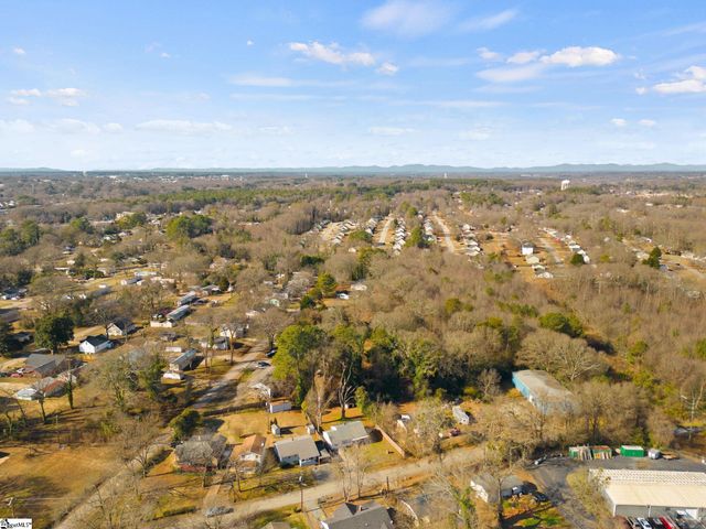 445 Blairwood Court, Spartanburg, SC 29303