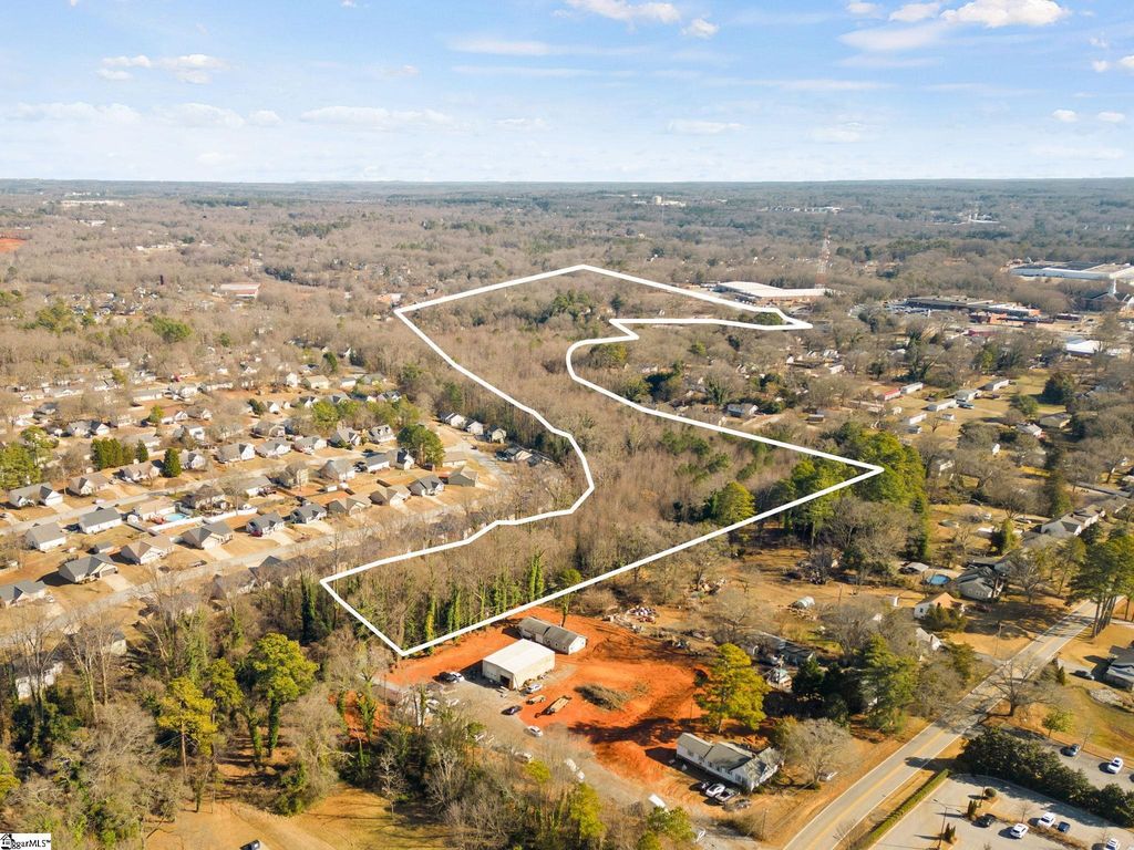 445 Blairwood Court, Spartanburg, SC 29303