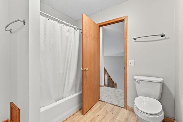 11852 Yellow Pine Street NW, Coon Rapids, MN 55448