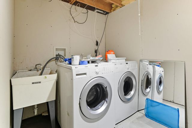 11852 Yellow Pine Street NW, Coon Rapids, MN 55448