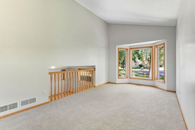 11852 Yellow Pine Street NW, Coon Rapids, MN 55448